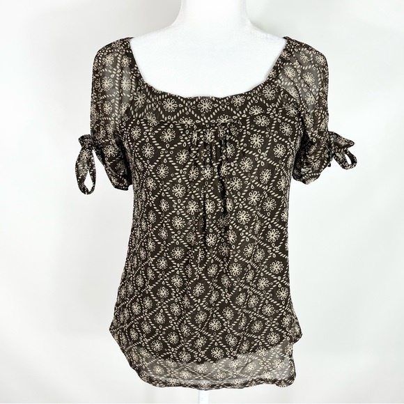 New York & Company Tops - New York & Co Tie Sleeve Top